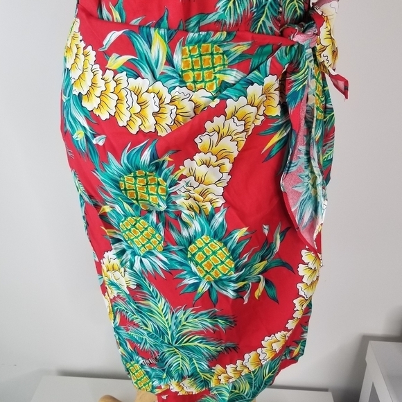 NWT Hilo Hattie Red Tropical Pineapple Print Hawaiian Wrap Dress Size M - Picture 7 of 14